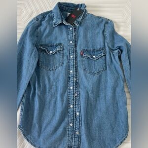 LEVIS Denim Button Down Shirt NWT